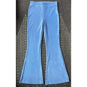 VGUC Aerie Groove On Velour Ribbed high rise pants sz M Light blue